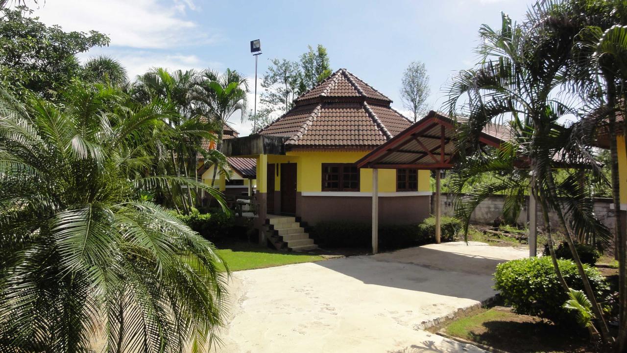 Rangsiman Resort Prachinburi Si Maha Phot Exterior foto